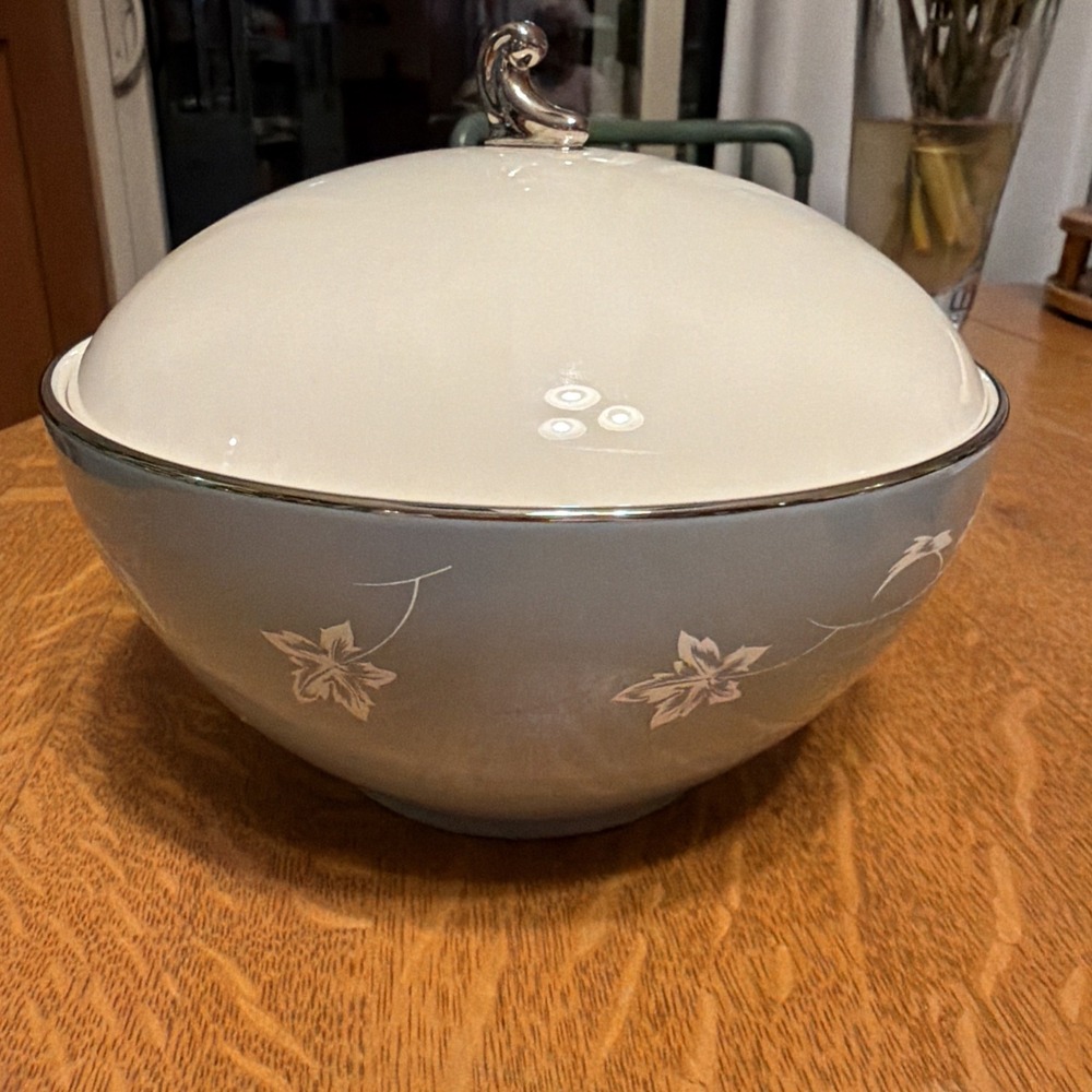 Vtg MCM Flintridge China Misty Leaf Large Covered Vegetable Bowl MINT